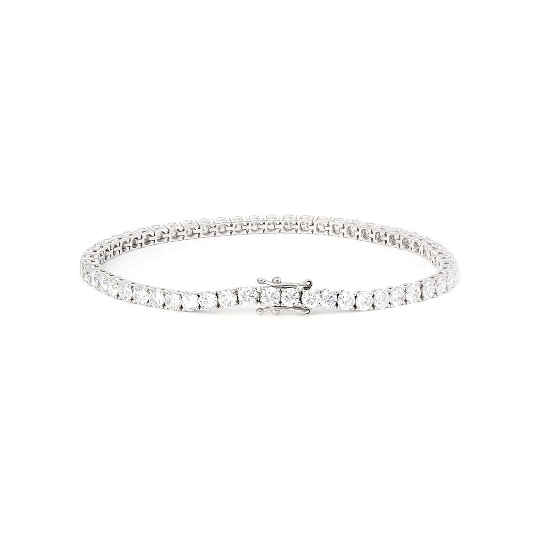 Feines Armband mit Diamant